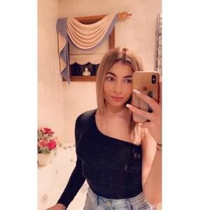 Meet your Posher, Agata